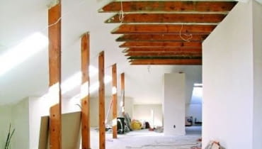 Należy sprawdzać każdy etap wykonania obudowy poddasza. Prace warto też fotografować Należy sprawdzać każdy etap wykonania obudowy poddasza. Prace warto też fotografować