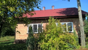 Dom przed termomodernizacją termomodernizacja, dom z cegły