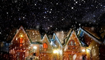 Ozdoby świąteczne na zewnątrz domu