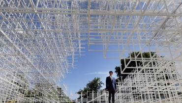 Pawilon przy Serpentine Gallery w Londynie 2013, proj Sou Fujimoto Pawilon przy Serpentine Gallery w Londynie 2013, proj Sou Fujimoto