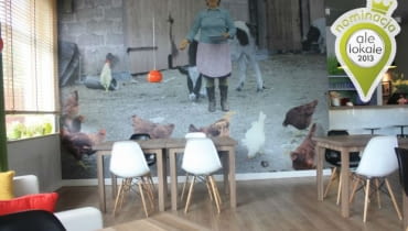 Klubokawiarnia i restauracja Kura Domowa w Warszawie kura domowa, klubokawiarnia, ale lokale, dobrze zaprojektowane miejsca