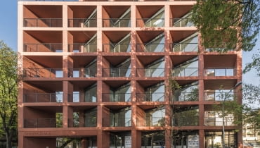 Sprzeczna 4 - budynek mieszkalny w Warszawie wykonany z prefabrykatów, projekt: BBGK Architekci Sprzeczna 4 - budynek mieszkalny w Warszawie wykonany z prefabrykatów, projekt: BBGK Architekci
