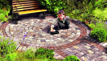 Projekt jest niezbędny, zwłaszcza jeśli planujemy łączenie kolorów i nietypowe kształty Projekt jest niezbędny, zwłaszcza jeśli planujemy łączenie kolorów i nietypowe kształty