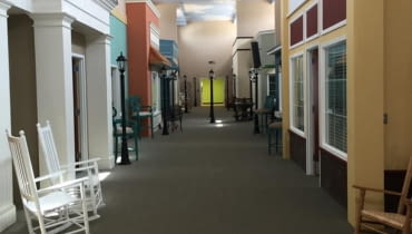 Sufit zmienia się w zależności od pory dnia Sufit zmienia się w zależności od pory dnia