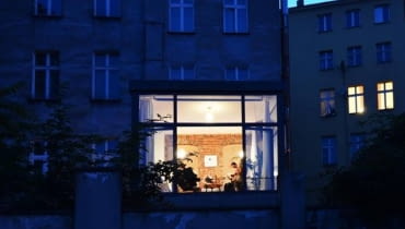 Przeszklona kostka - pomysł na mieszkanie Ostrów Tumski Wrocław