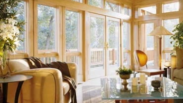 Czy to już weranda, czy pokój dzienny? Ta granica zaciera się coraz bardziej. Czy to już weranda, czy pokój dzienny? Ta granica zaciera się coraz bardziej.