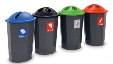 Kosze na posegregowane odpady, które zbieramy w domu, można ustawić w pomieszczeniu gospodarczym i samodzielnie oznaczyć Kosze na posegregowane odpady, które zbieramy w domu, można ustawić w pomieszczeniu gospodarczym i samodzielnie oznaczyć