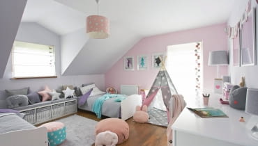 08.09.2015 Laki kolo Radzymina . Wnetrza , temat metamorfozy , pokoj dzieciecy , sesja dla : Cztery Katy , projekt i stylizacja Joanna Wardynska . Fot. Michal Mutor SLOWA KLUCZOWE: WNETRZA DEKORACJE DZIECI