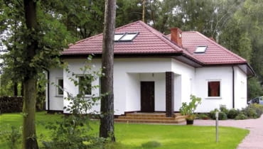 ONE TIME USE ONLY DO JEDNOKROTNEJ PUBLIKACJI DOM MUROWANY PARTEROWY Z UZYTKOWYM PODDASZEM BEZ GARAZU FOT. LILIANA JAMPOLSKA PUBLIKACJA LADNY DOM NR 1 (111) - 1 2008