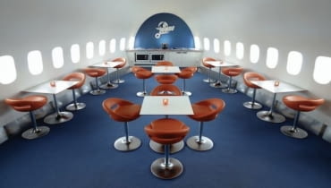 Jumbo Stay Hpstel, hostel w samolocie, design