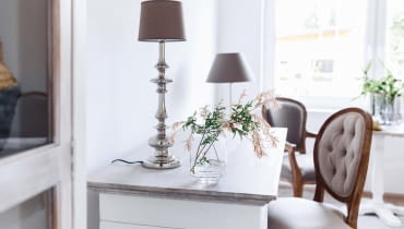 Ula często zmienia wystrój swojego domu. Wcześniej był urządzony minimalistycznie, teraz wkracza do niego styl glamour. Ula często zmienia wystrój swojego domu. Wcześniej był urządzony minimalistycznie, teraz wkracza do niego styl glamour.