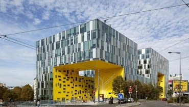 Budynek biurowy w Saint-Etienne Budynek biurowy w Saint-Etienne