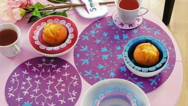 23.01.2009 WNETRZA , DEKORACJE Z PAPIERU - SERWETKI STYLIZACJA KINGA KOLARY - SKOMRO FOT. RADOSLAW WOJNAR PUBLIKACJA CZTERY KATY NR 4 (210) - 4 2009 SLOWA KLUCZOWE: WNETRZE DEKORACJA