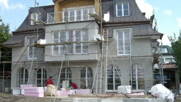 Wszelkie prace elewacyjne najczęściej prowadzone są w okresie letnio-jesiennym prace elewacyjne,tynkowanie elewacji,remont elewacji