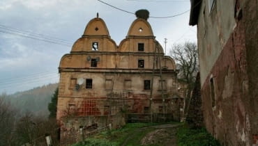 Dwór Sarny na Dolnym Śląsku Dwór Sarny na Dolnym Śląsku