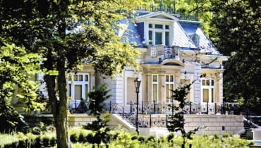 Neorenesansowy pałacyk Karola Dittricha juniora, wzniesiony w latach 1885-90. Dziś mieści się w nim Muzeum Mazowsza Zachodniego 24.08.2010 ZYRARDOW PARK DITTRICHA PO REWITALIZACJI .