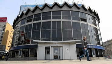 Tak dziś wygląda Rotunda 18.04.2013 Warszawa . Konferencja prasowa nt. planów rewitalizacji budynku Rotundy , zorganizowana przez PKO Bank Polski . Fot. Agata Grzybowska / Agencja Gazeta SLOWA KLUCZOWE: Rotunda PKO Bank Polski . bank rewitalizacja konferencja prasowa