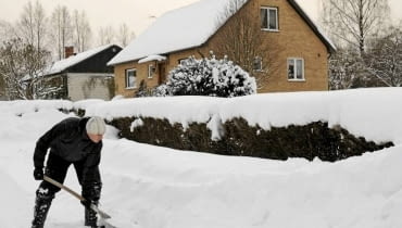 Odśnieżanie chodnika odśnieżanie