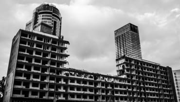 Wyburzanie bloku przy Świętokrzyskiej 36 Wyburzanie bloku przy Świętokrzyskiej 36