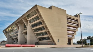 Ratusz miejski w Dallas. Proj. I.M.Pei Ratusz miejski w Dallas. Proj. I.M.Pei