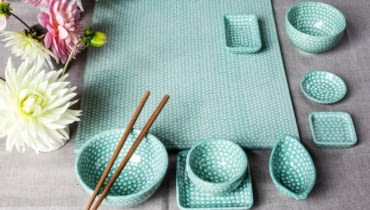 Zestawy do sushi z Fabryki Naczyń Kamionkowych "Manufaktura" w Bolesławcu. naczynia do sushi, bolesławiec, ceramika z bolesławca, naczynia z bolesławca,