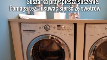 Jeśli mamy pralko-suszarkę, pamiętajmy, że suszenie wymaga więcej miejsca niż pranie - przy pełnym załadunku trzeba część prania wyjąć Jeśli mamy pralko-suszarkę, pamiętajmy, że suszenie wymaga więcej miejsca niż pranie - przy pełnym załadunku trzeba część prania wyjąć