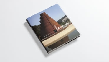 Album Dani Karavan. Esencja miejsca