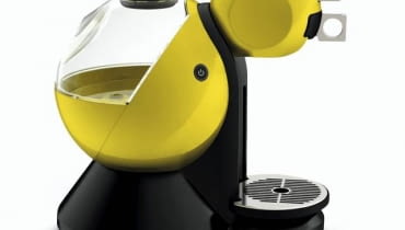 <B>Taki napar dla prawdziwych smakoszy przyrządza się w ekspresie ciśnieniowym. Wybraliśmy modele w dwóch grupach cenowych: do 500 zł i powyżej tej kwoty.</B> <BR >ESKPRESY W CENIE DO 500 ZŁ. Nescafe Dolce Gusto, kapsułkowy, ciśnienie 15 barów, zbiornik na wodę 1,5 l, 499 zł, Krups