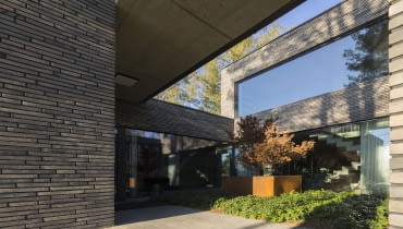 Duże przeszklenia wymagają aluminium Duże przeszklenia wymagają aluminium