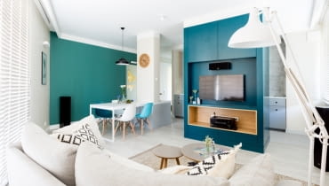 W otwartej przestrzeni wydzielono poszczególne strefy. Nowoczesne wnętrza, aranżacje wnętrz