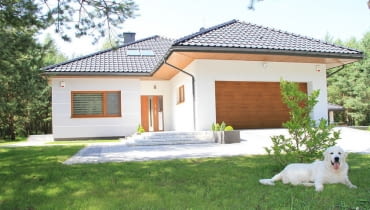 Dom idealnie wpisuje się w aktualne trendy, łącząc modny wygląd zewnętrzny... Dom idealnie wpisuje się w aktualne trendy, łącząc modny wygląd zewnętrzny...