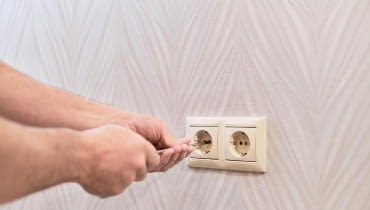 Podłączenie gniazdka elektrycznego szeregowo Podłączenie gniazdka elektrycznego szeregowo