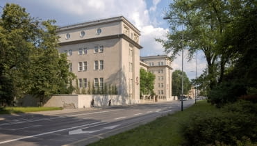 Dawne Semnarium Śląskie - zrewaloryzowana siedziba krakowskiej Filii im. ks. Józefa Tischnera Uniwersytetu SWPS Dawne Semnarium Śląskie - zrewaloryzowana siedziba krakowskiej Filii im. ks. Józefa Tischnera Uniwersytetu SWPS