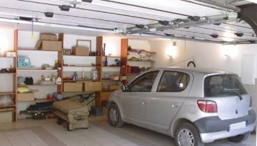 Garaż dwustanowiskowy. Jeśli chcemy go mieć rozbudowując istniejący - jednostanowiskowy, potrzebne będzie pozwolenie na budowę Garaż dwustanowiskowy. Jeśli chcemy go mieć rozbudowując istniejący - jednostanowiskowy, potrzebne będzie pozwolenie na budowę