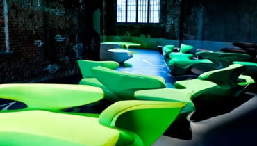 Sofa Zephyr. Projekt: Zaha Hadid dla marki Cassina Sofa Zephyr. Projekt: Zaha Hadid dla marki Cassina
