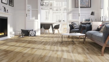 Nowoczesny salon z kominkiem