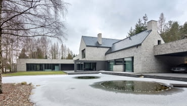RE: HORIZONTAL HOUSE  - dom pod Łodzią projektu REFORM Architekt RE: HORIZONTAL HOUSE  - dom pod Łodzią projektu REFORM Architekt