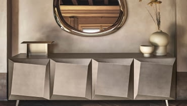 Rzeźbiarska komoda Alterego od Calligaris