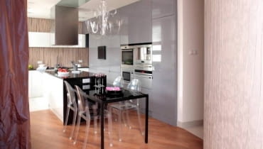 WNETRZA KUCHNIA MEBLE OSWIETLENIE ZYRANDOL