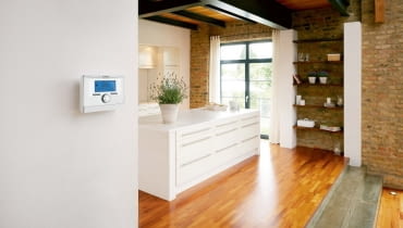 Odpowiednio dobrana automatyka, tak steruje działaniem systemu grzewczego, aby zapewnić oczekiwany przez użytkowników poziom komfortu cieplnego w pomieszczeniach Odpowiednio dobrana automatyka, tak steruje działaniem systemu grzewczego, aby zapewnić oczekiwany przez użytkowników poziom komfortu cieplnego w pomieszczeniach