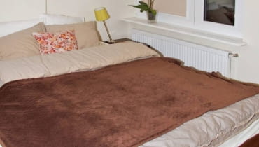 24.11.2011 WARSZAWA SESJA WNETRZE , METAMORFOZA PRZED NA ZDJECIU WNETRZE , SYPIALNIA STYLIZACJA KLARA KOWTUN DLA CZASOPISMA CZTERY KATY FOT. ARKADIUSZ SCICHOCKI / AGENCJA GAZETA SLOWA KLUCZOWE: SYPIALNIA METAMORFOZA PRZED