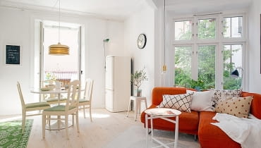 Mieszkanie pełne kolorowych akcentów - 49 m kw. małe mieszkanie, mieszkanie w skandynawskim stylu, jasne mieszkanie, jak urządzić małe mieszkanie, dobrze urządzone mieszkanie
