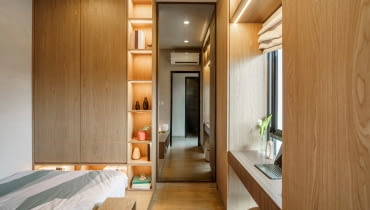 Zabudowa i przechowywanie wokół okna