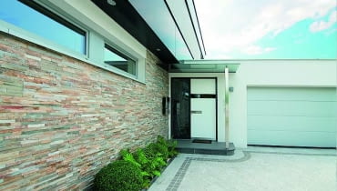 Drzwi zewnętrzne to jedna z barier chroniących dom przed ucieczką ciepła drzwi zewnętrzne, drzwi wejściowe