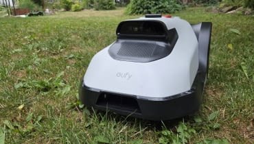 Eufy C15 — robot koszący bez pętli i bez stresu Eufy C15 — robot koszący bez pętli i bez stresu