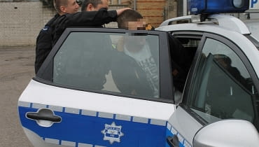 Zatrzymanie złodziei samochodów Zatrzymanie złodziei samochodów