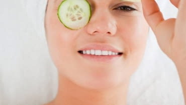 Ogórek - maseczka regeneruje, nawilża i rozjaśnia cerę