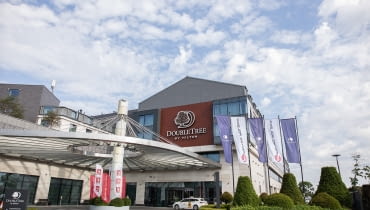 XIII Kongres Stolarki Polskiej -hotel Kongres - miejsce Kongresu. XIII Kongres Stolarki Polskiej -hotel Kongres - miejsce Kongresu.
