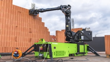 Robot murarski na budowie przedszkola w Koronowie Robot murarski na budowie przedszkola w Koronowie