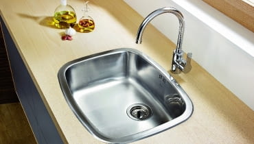 Zazwyczaj modele kuchenne mają wysokość 12-30 cm, ale są i takie, których wysokość dochodzi do 50 cm Zazwyczaj modele kuchenne mają wysokość 12-30 cm, ale są i takie, których wysokość dochodzi do 50 cm